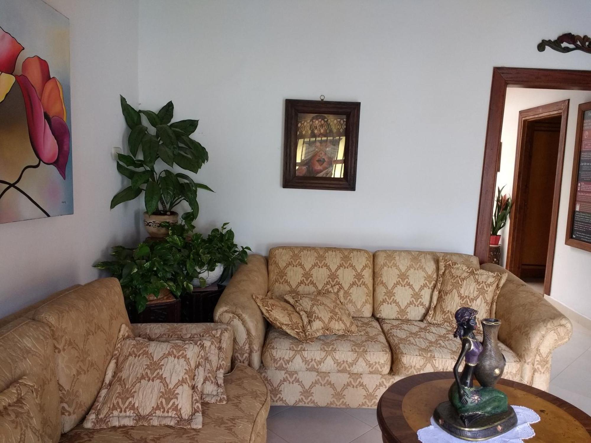 Hostal Famihotel Fundadores 하르딘 외부 사진